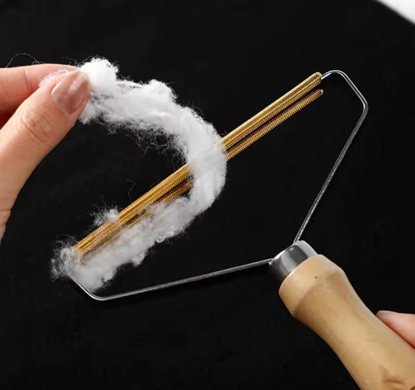 Portable Lint Remover Pet Hair Remover Brush Carpet Wool Coat Clothes Lint Pellet Manual Shaver Removal Scraper Cleaning Tool